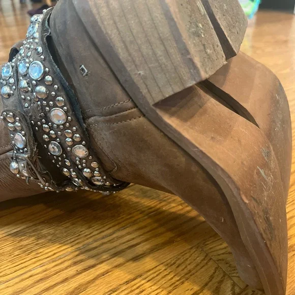 Rocketdog Rhinestone Embellished Brown Leather Western Boot Women’s Size 8 - Picture 8 of 12